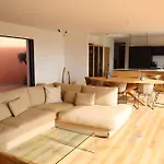 בית נופש Schena Villata *